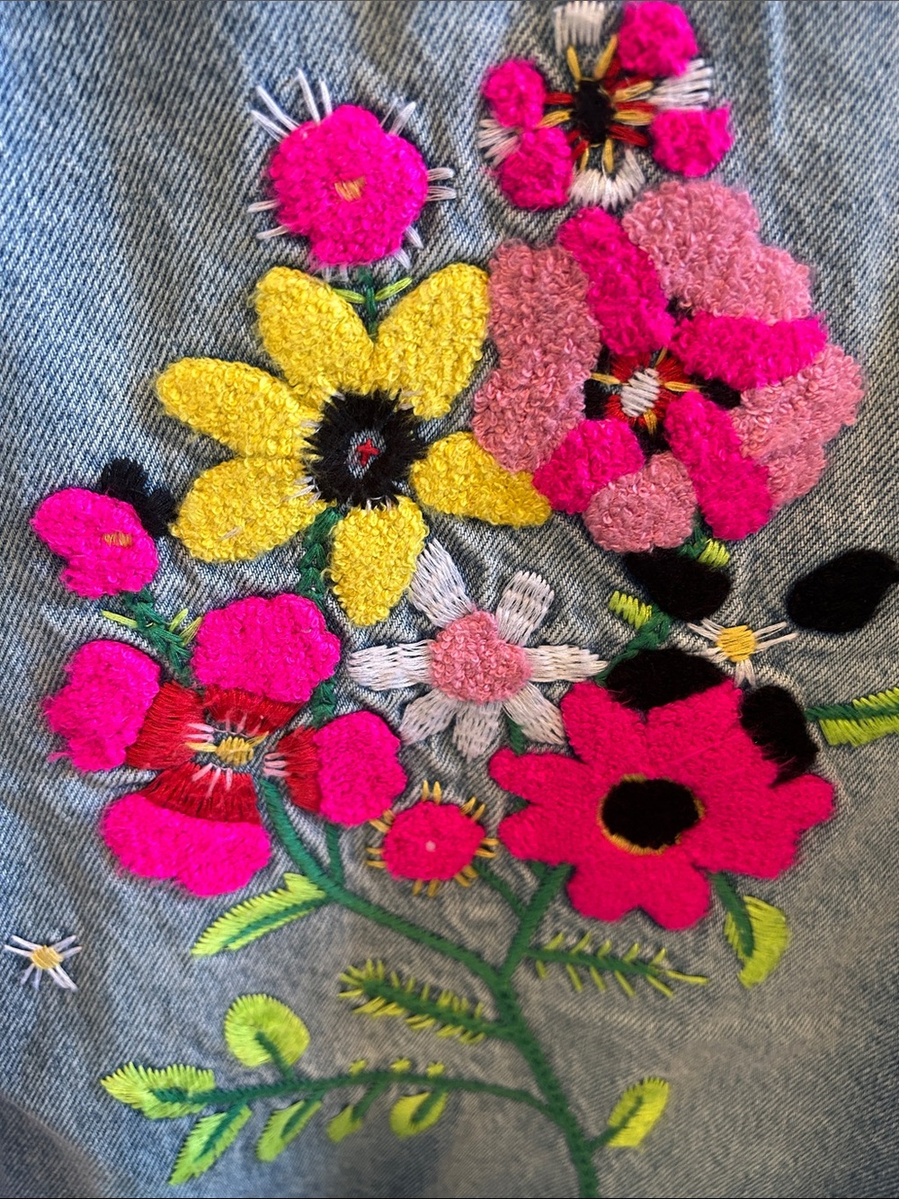 CAbi Meadow Jacket Light Blue Denim Jacket with Multicolor Floral Embroidery - Picture 5 of 5